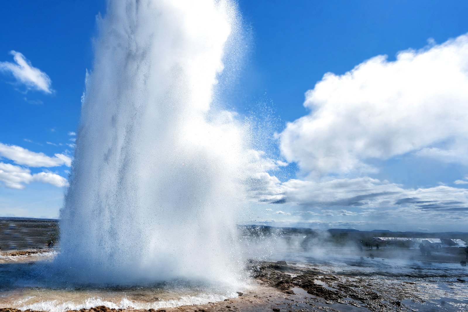 How to see a spouting geyser in Reykjavik