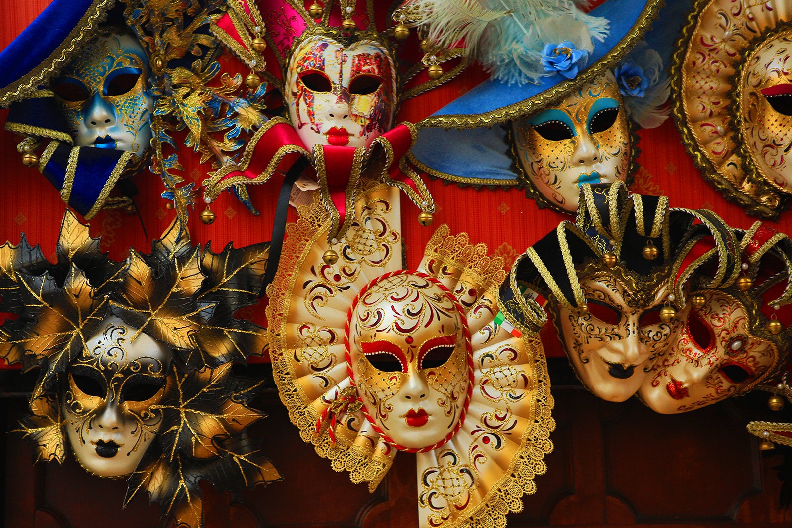 how-to-buy-a-venetian-mask-in-venice