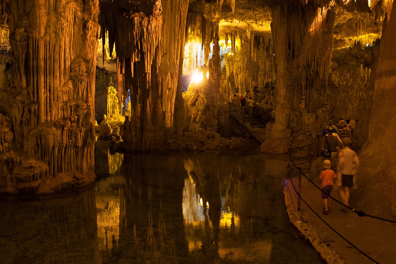 How to visit Neptune's Grotto on Sardinia