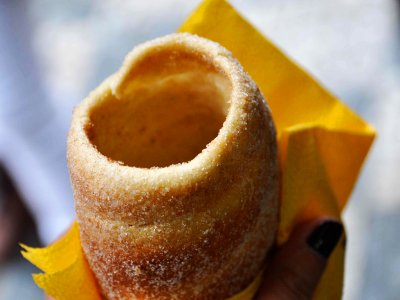 Try kürtőskalács in Budapest