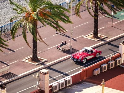 Walk along the Promenade des Anglais in Nice