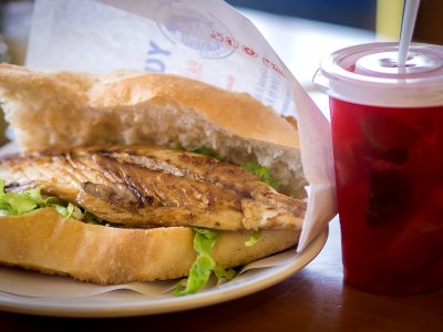 Try a sandwich with fish "balik-ekmek" in Istanbul