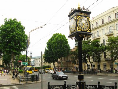 Walk along Rustaveli Avenue in Tbilisi