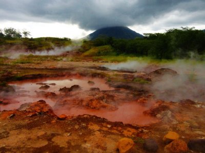 Walk around the boiling mud springs San Jacinto in Leon