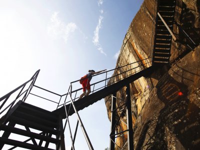 Climb Sigiriya Lion Rock in Dambulla