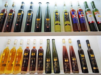 Buy ice wine in Toronto