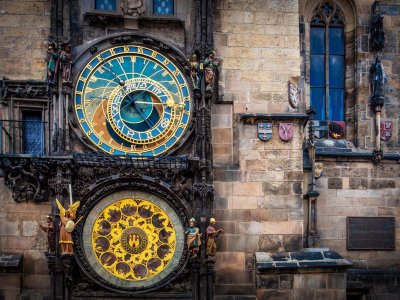 Watch mechanized Prague chime performance in Prague