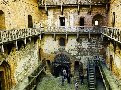 Walk around the old castle on the island in Vilnius