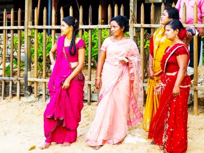 Try on a saree in Colombo