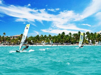 Go windsurfing in Caracas