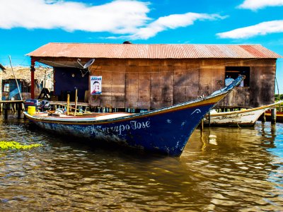 Visit Indian stilt houses in Maracaibo