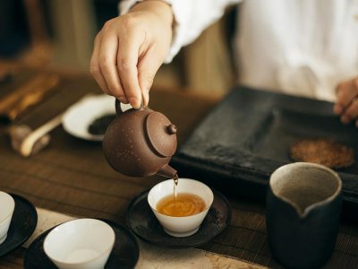 Take a late night tea session in Taiwan