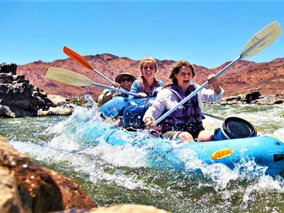 Go rafting between two countries in Karasburg