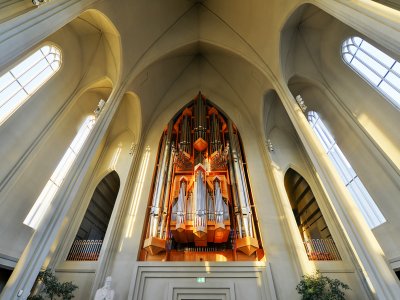 Listen to organ music in the Hallgrímskirkja in Reykjavik