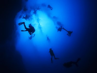 Dive into the Great Blue Hole in Belize City