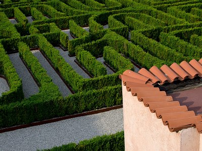 Get out of the Borges Labyrinth in Venice