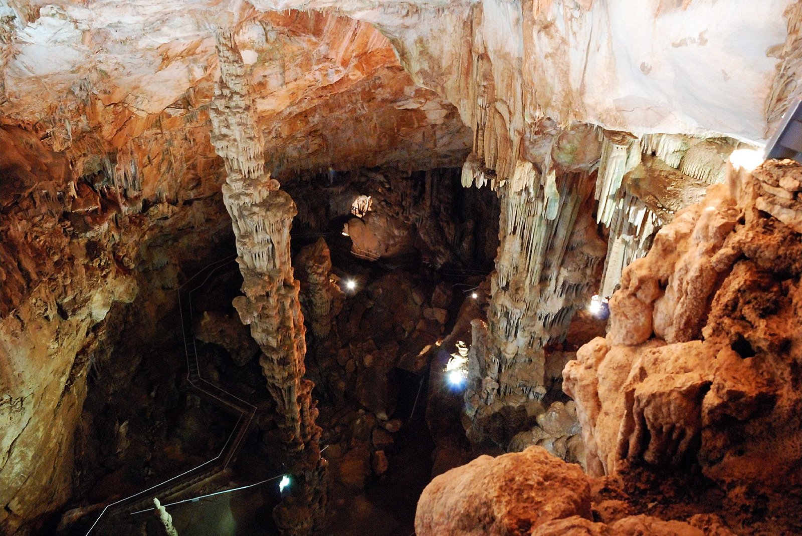 Cave of Ispinigoli, Sardinia