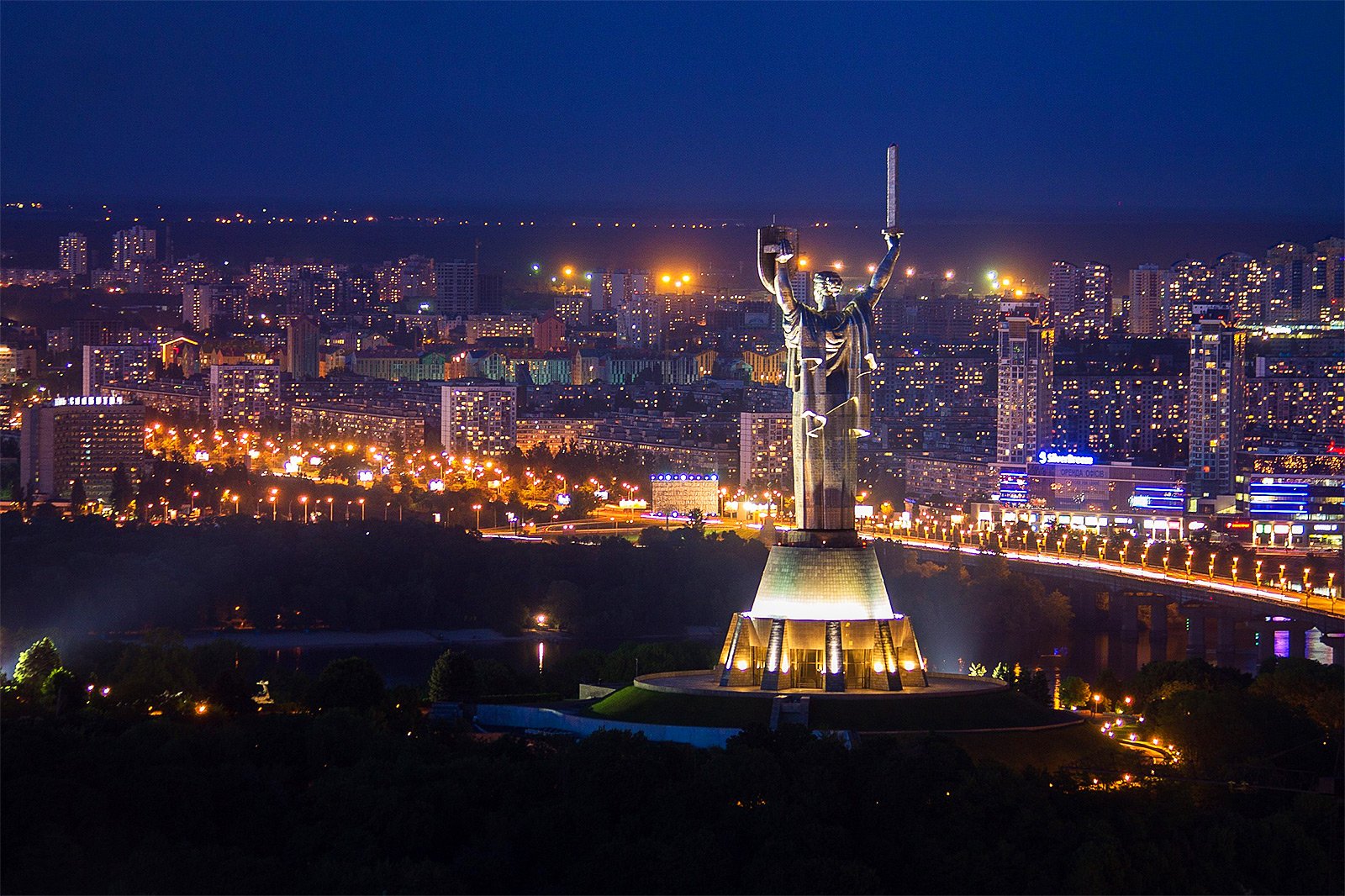 Mother Motherland, Kiev