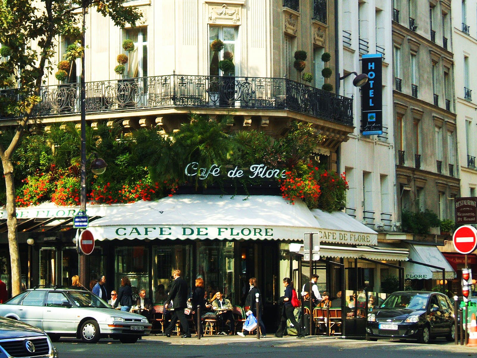 Cafe de Flore, Paris