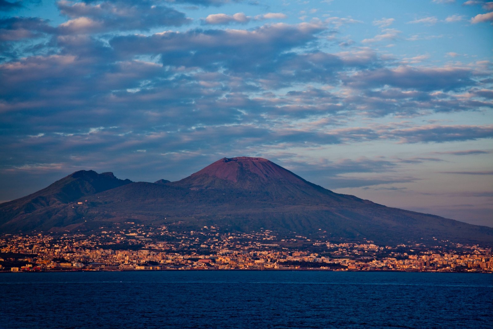 Vesuvius, Naples