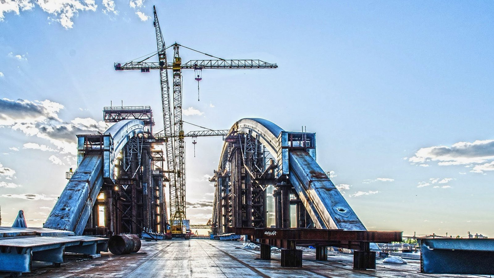 Podilsko-Voskresensky Bridge, Kiev
