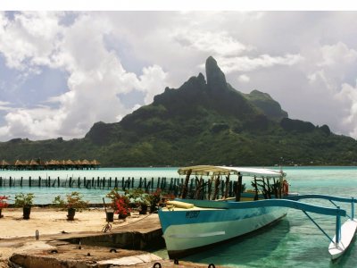 How to swim with stingrays on Bora Bora