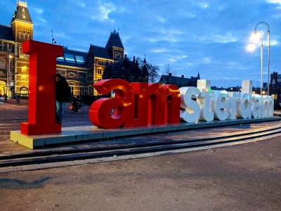 I amsterdam sign