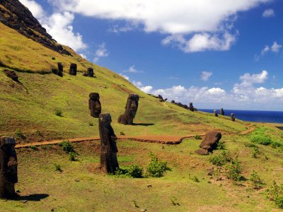 Rano Raraku quarry