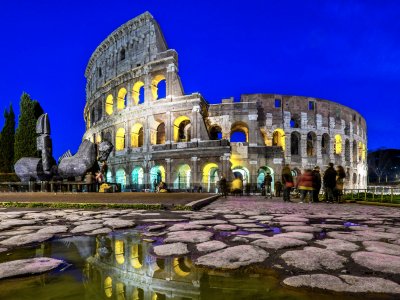 Platinum Card - Amazing night at the Colosseum